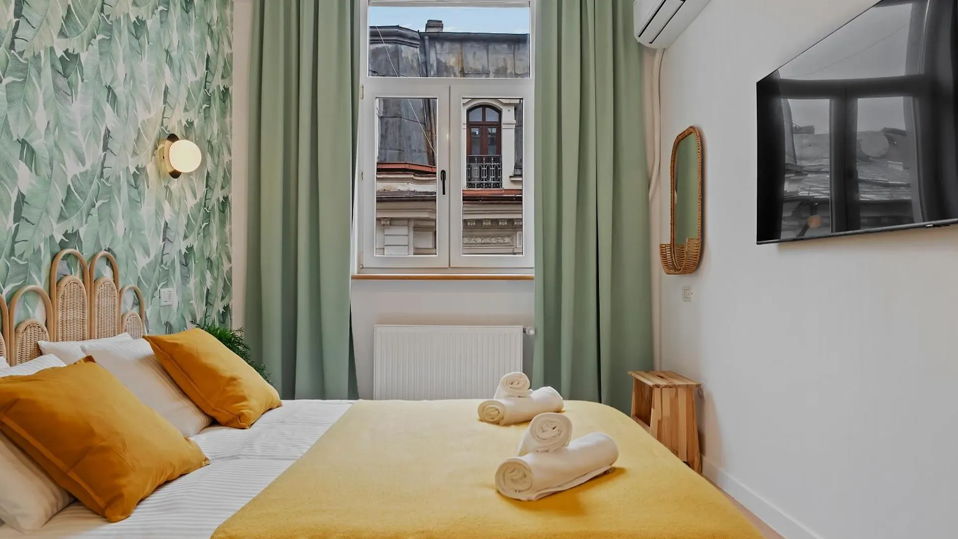 Old City Rise Apartment Bucharest
